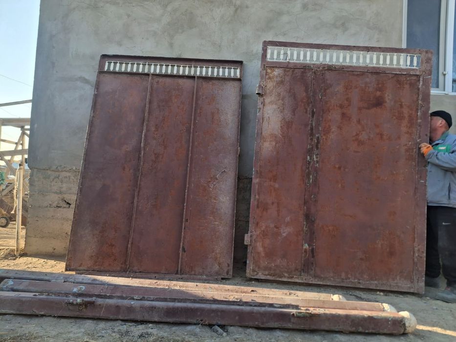 Ворота продам ...