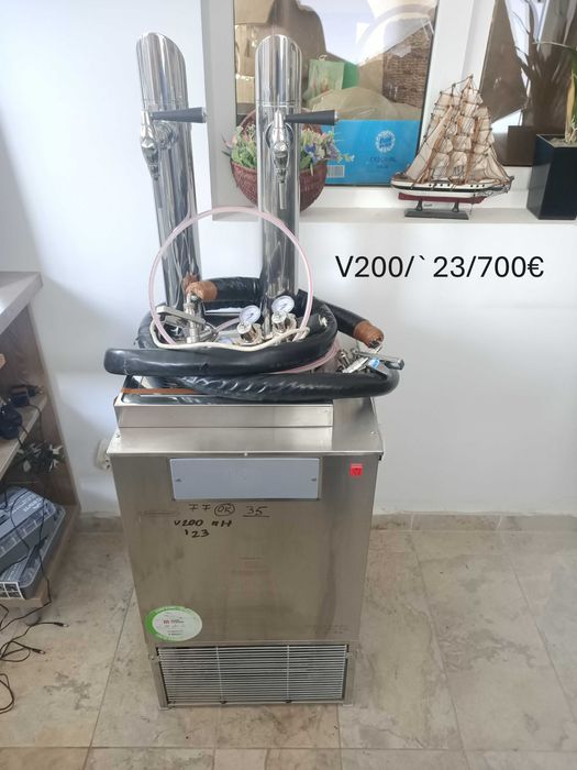 Dozator de bere portabil. Cititi descrierea completa.