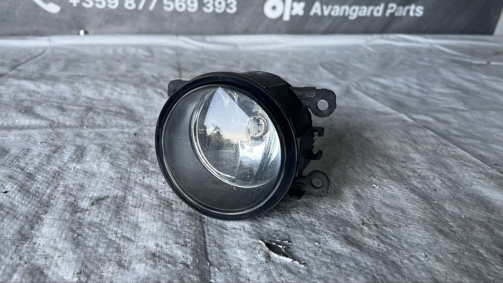 2 броя халоген от Renault