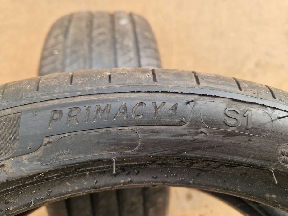 2 Michelin R18 225/40 Летни гуми  DOT2225