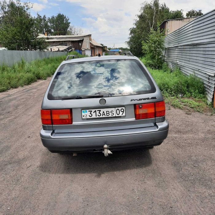 Автомобиль Passat B4