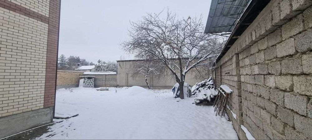 Продаётся участок с домом ( коробка) Яшнабадский р. мах.Мохирлар