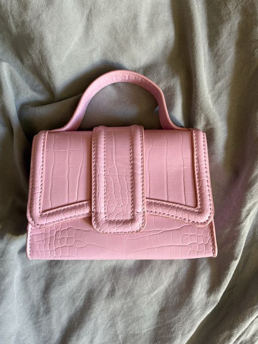 розова чантa Zara