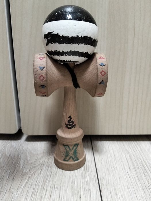 Kendama  X Originală