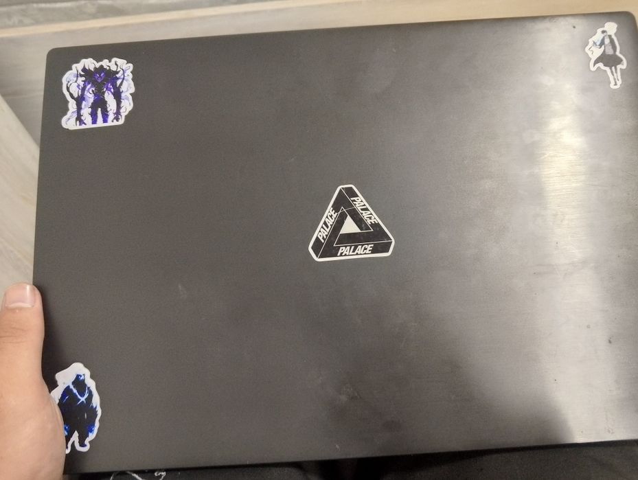 Noutbook: Lenovo AMD4. Disk hajmi: 128 GB SSD. Offis ishlari uchun.