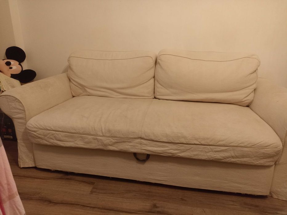 Canapea extensibilă