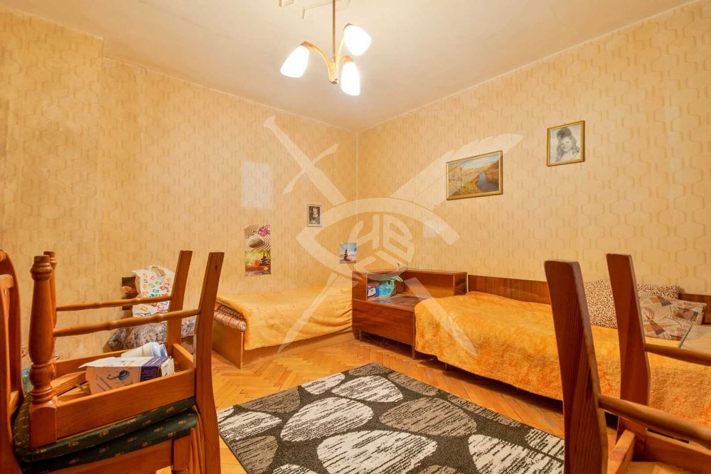 КЛЮЧ В КОМПАНИЯТА ! Тристаен апартамент в жк. Сухата река № 99123