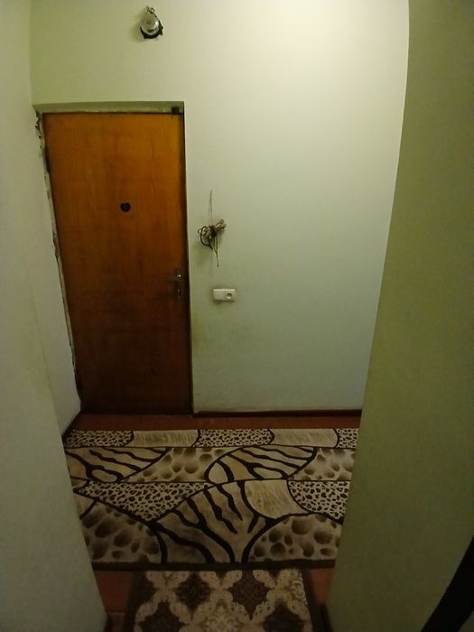 1 xona 2 xona qilingan uy sotiladi narxi 44000