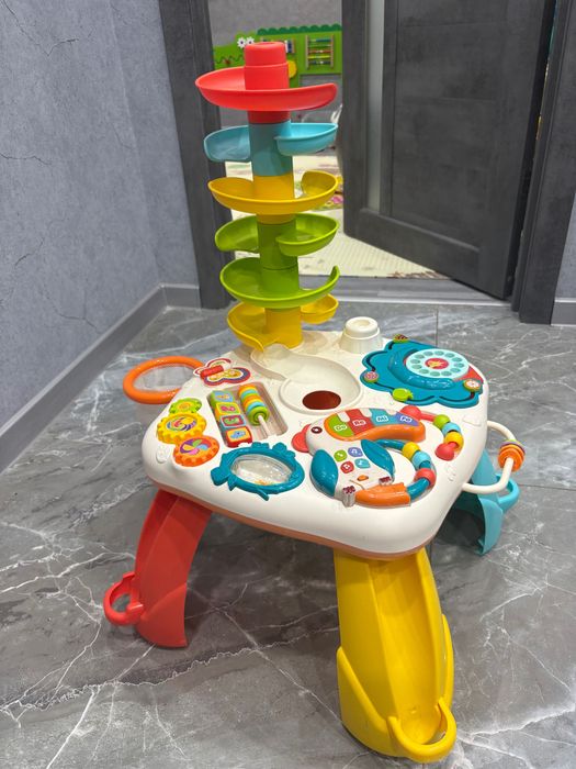 Продам детский игровой столик