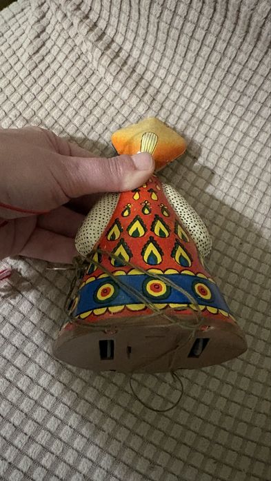 Ламаринена навиваща се антикварна играчка матрьошка