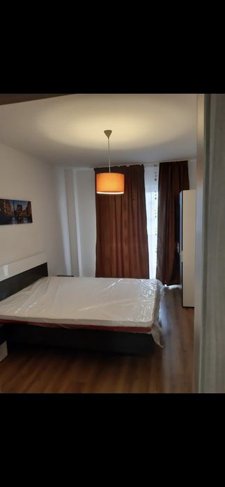 Inchiriez apartament Calea Moldovei cu parcare subterana