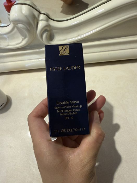 Тональный крем Estee lauder