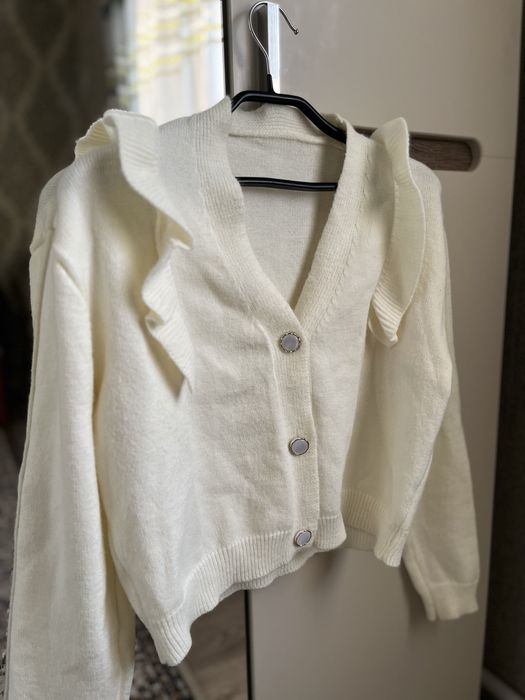 Кофточки женские