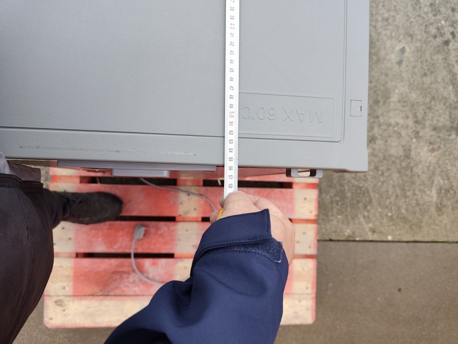 Вертикален фризер Hoover