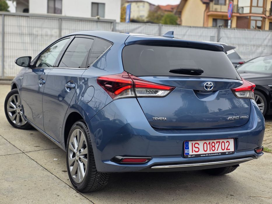 TOYOTA Auris 2016 — imagine 3