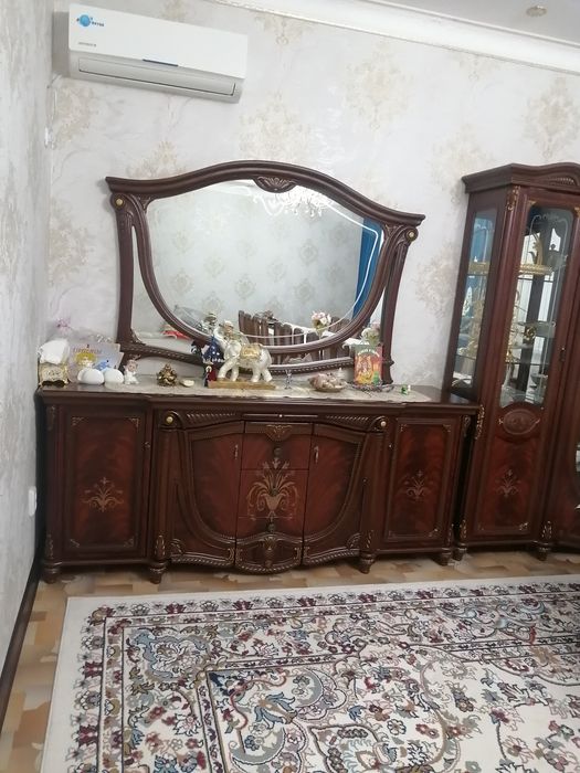 Продам гарнитур для зала