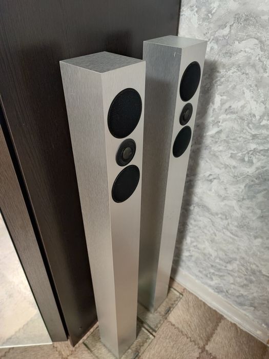 Акустика Revox .