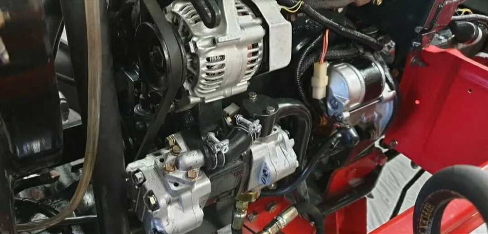 Трактор YANMAR RS30 4X4  с челен товарач