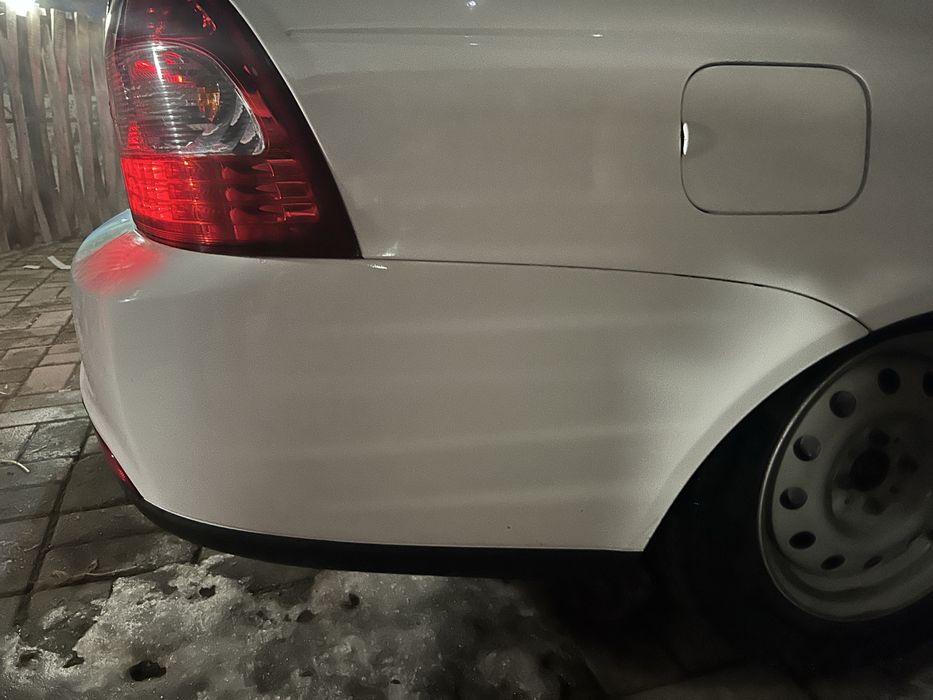 Продам бампер на приору 2
