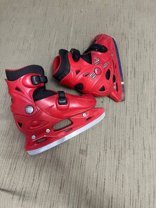 Продам коньки детские