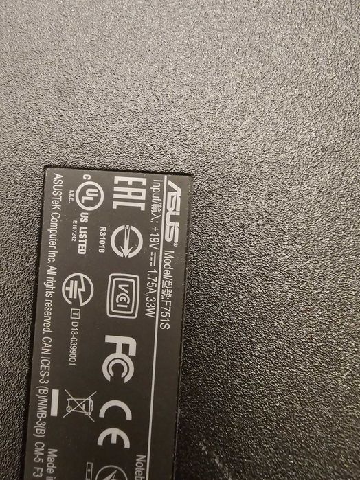 Asus F751S "17 display Laptop
