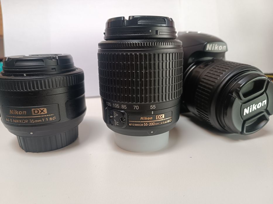 Продавам NIKON d 3200 +2 бр.обективи