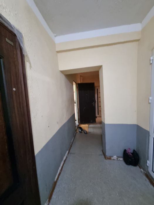 Лисунова массив  продаю 2ком. б/ общ.