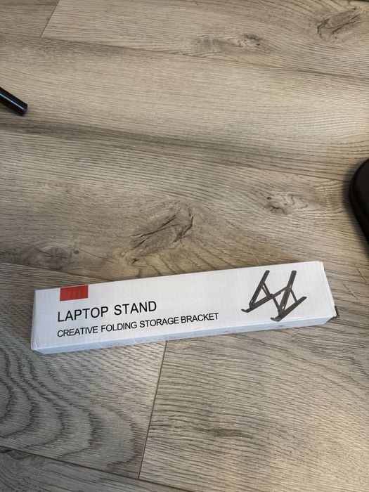 Suport stand universal pentru: laptop
