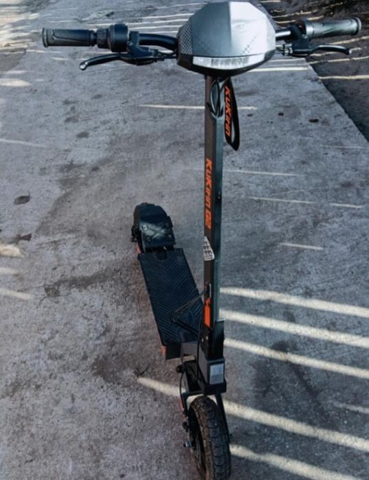 Vând trotinetă kukirin g2