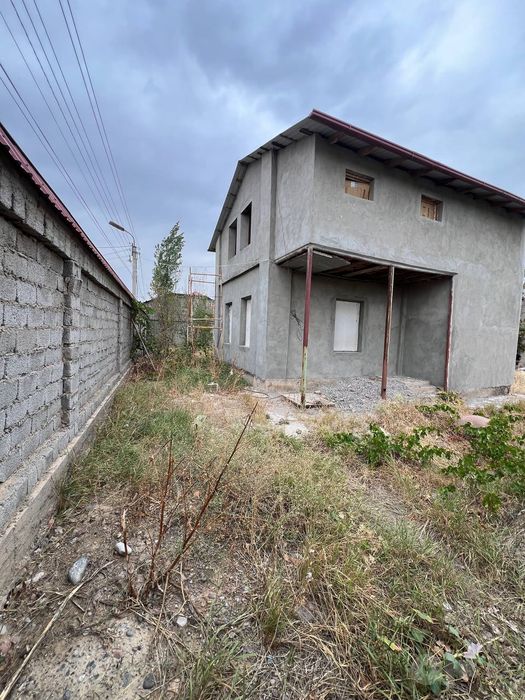 dacha sotiladi 6 sotix