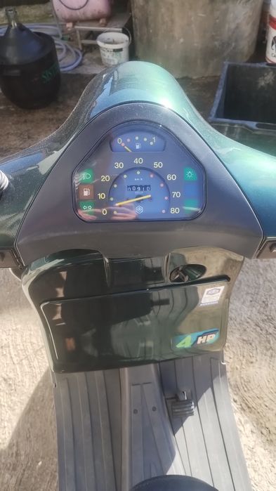 Vespa Piaggio spalieri