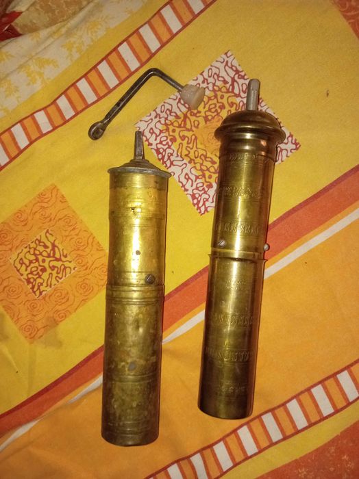 Râșniță cafea alamă vintage