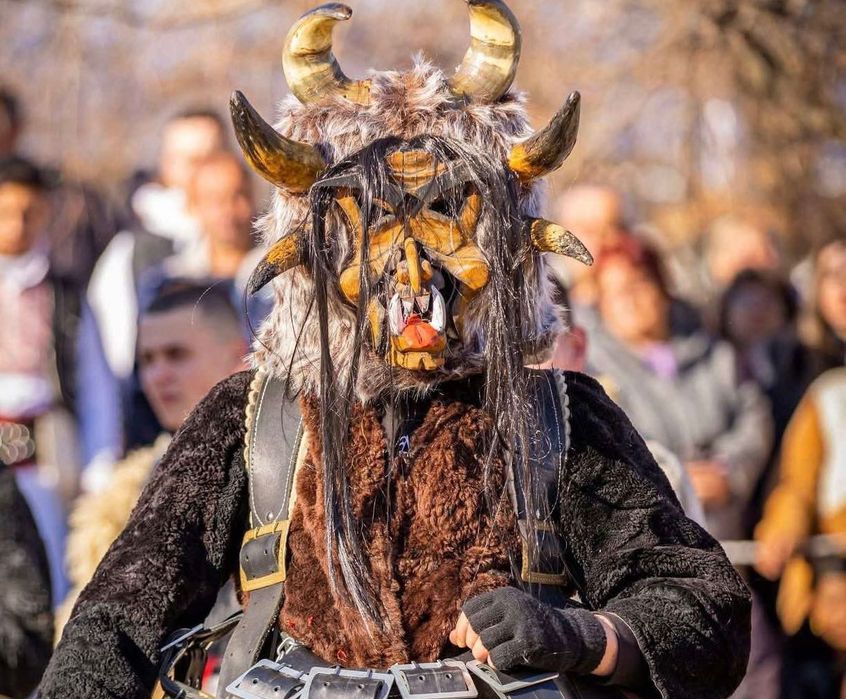 Кукерски маски, ликове, сурати