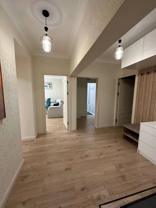 Дархан 4х комнатная квартира все новое