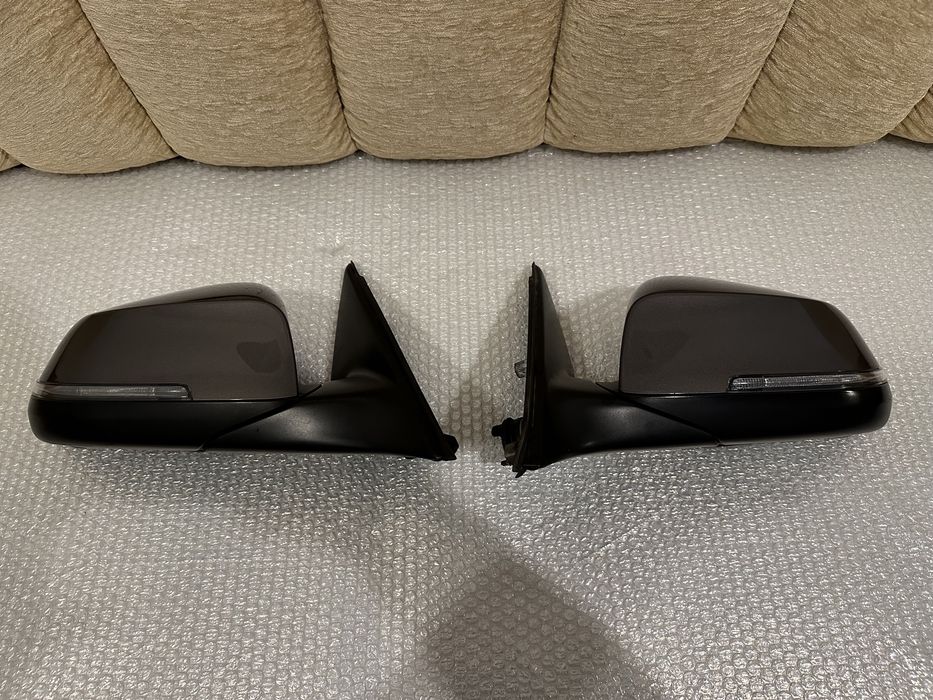 Oglinzi, Oglinda stanga / Oglinda dreapta BMW Seria 7 F01 F02 Facelift