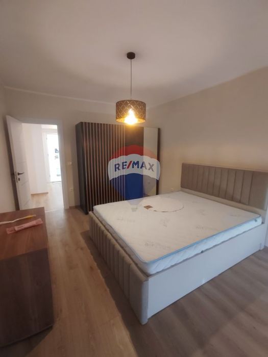 Дава се под наем Тристаен апартамент в Варна, Изгрев - 100 кв.м за 510 € - Снимка #3