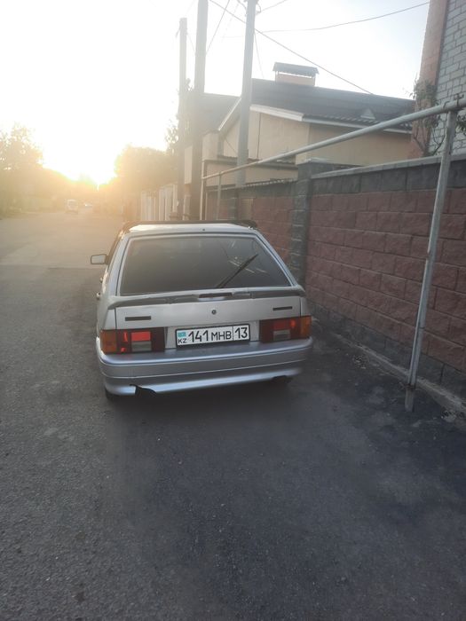 Продам авто ваз 2114.