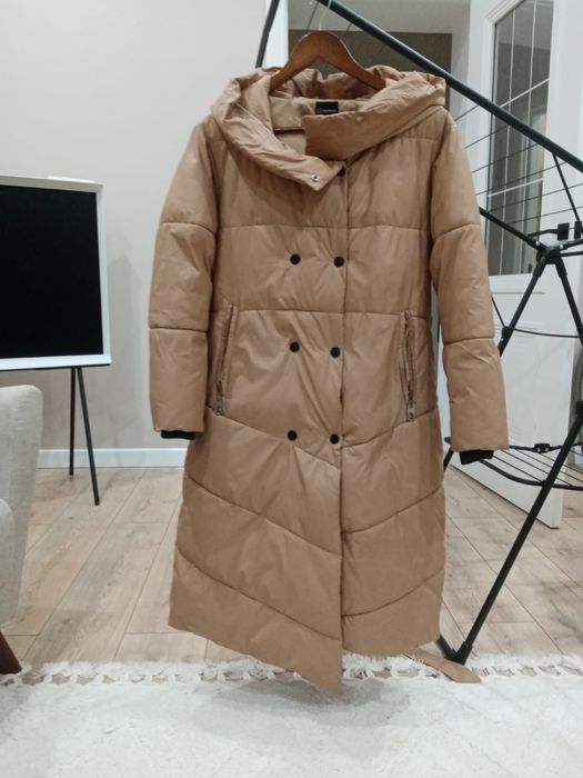 Пуховик коричневый