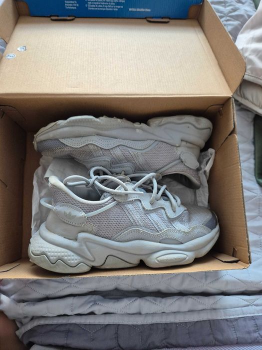 Adidas Ozweego номер 35 1/2