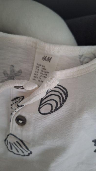 Compleuri de vară tricou pantaloni scurți h&m marimea 86