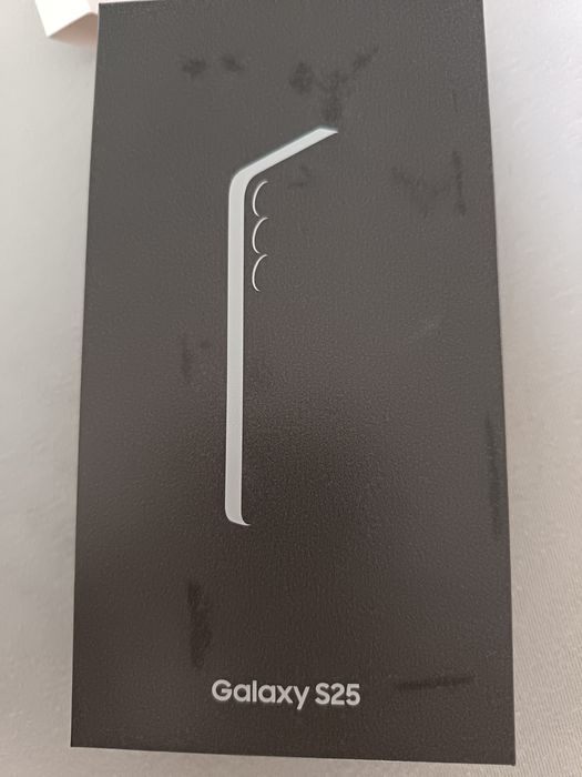 Samsung  Galaxy S25 - Чисто нов! + оригинално зарядно и гаранция!