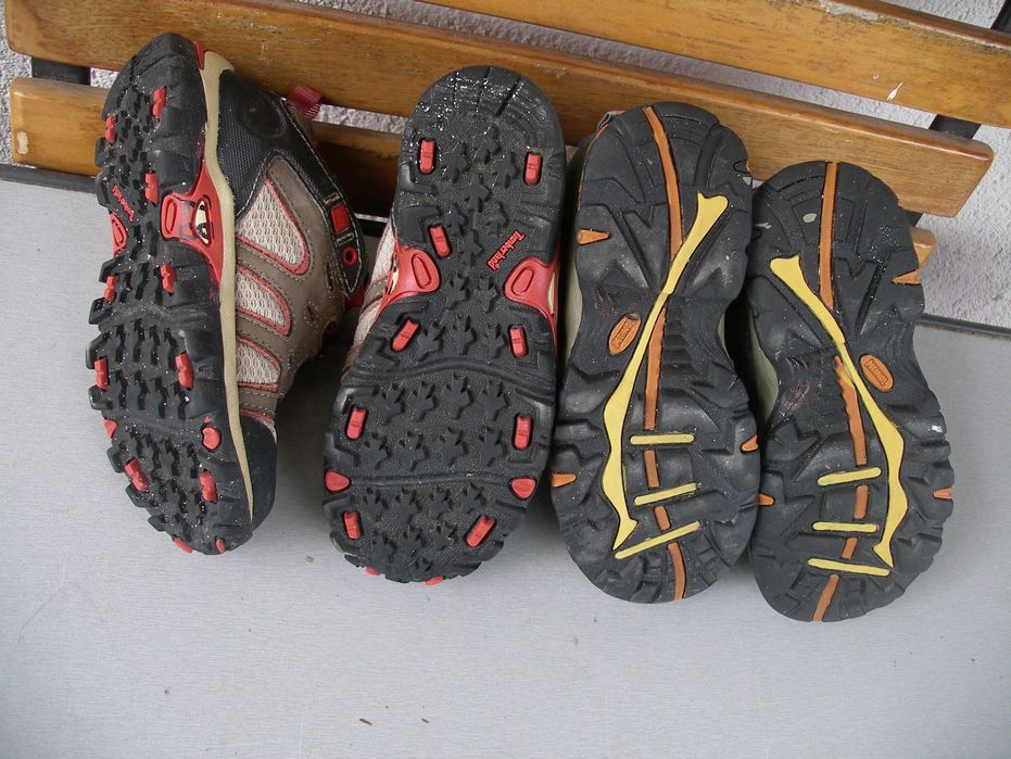 Детски 
	Детски туристически обувки Meindl и Timberland номер 28