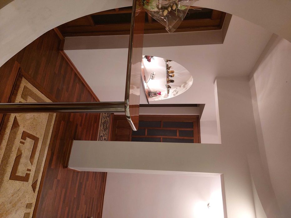 Vand apartament 3 camere