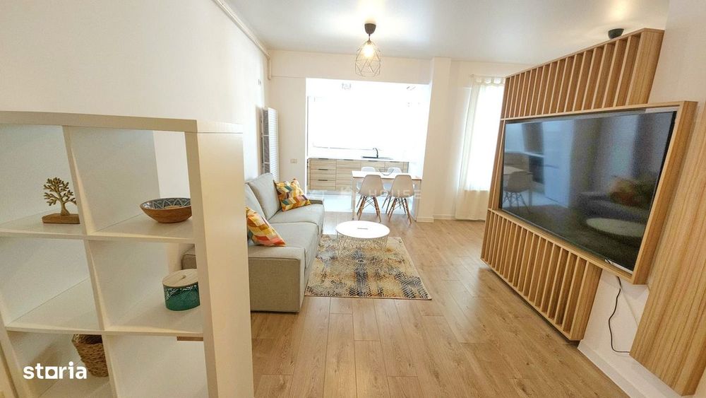 Studio Liberty Mall ( Unirii - Rahova  - Parcul Carol )