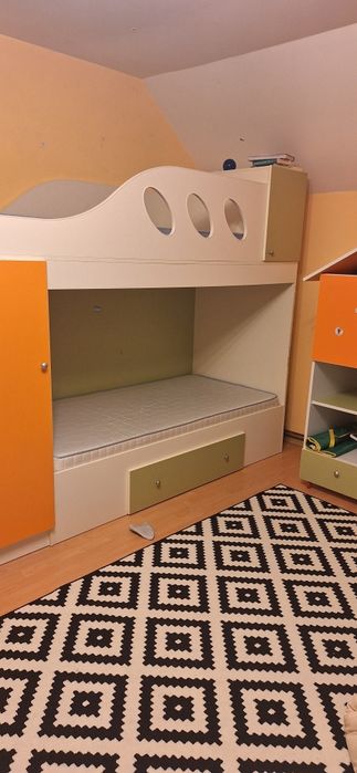 Dormitor  pentru copii cu pat suprapus
