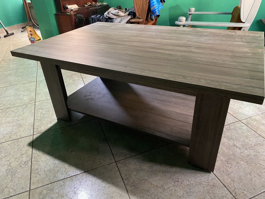 Masa living din pal stare foarte buna