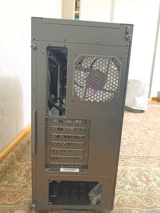 Продам игровой корпус Cooler Master HAF 500 ARGB, топ airflow
