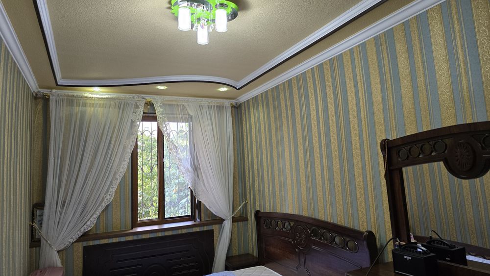 Продаю  4х комнатную квартиру на дружбе народов, ташкентсити