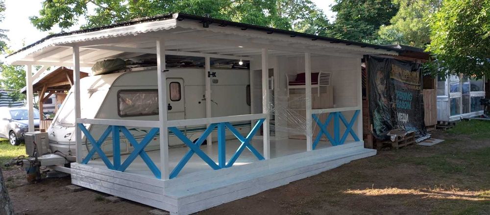 Продавам каравана с навес на къмпинг ,,ЗЛАТНА РИБКА,,