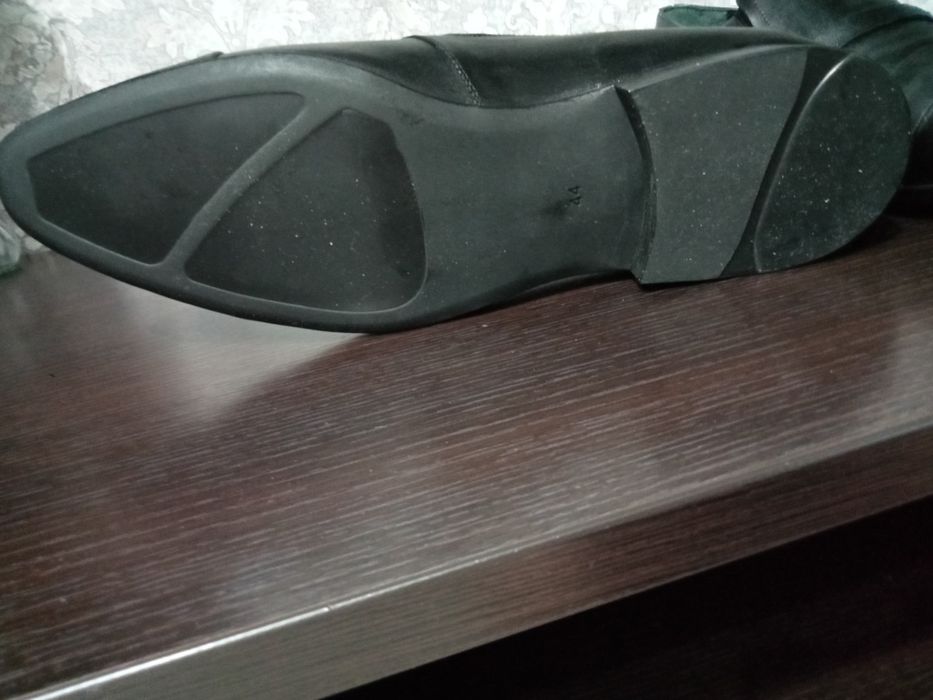 Продам туфли кожаные.